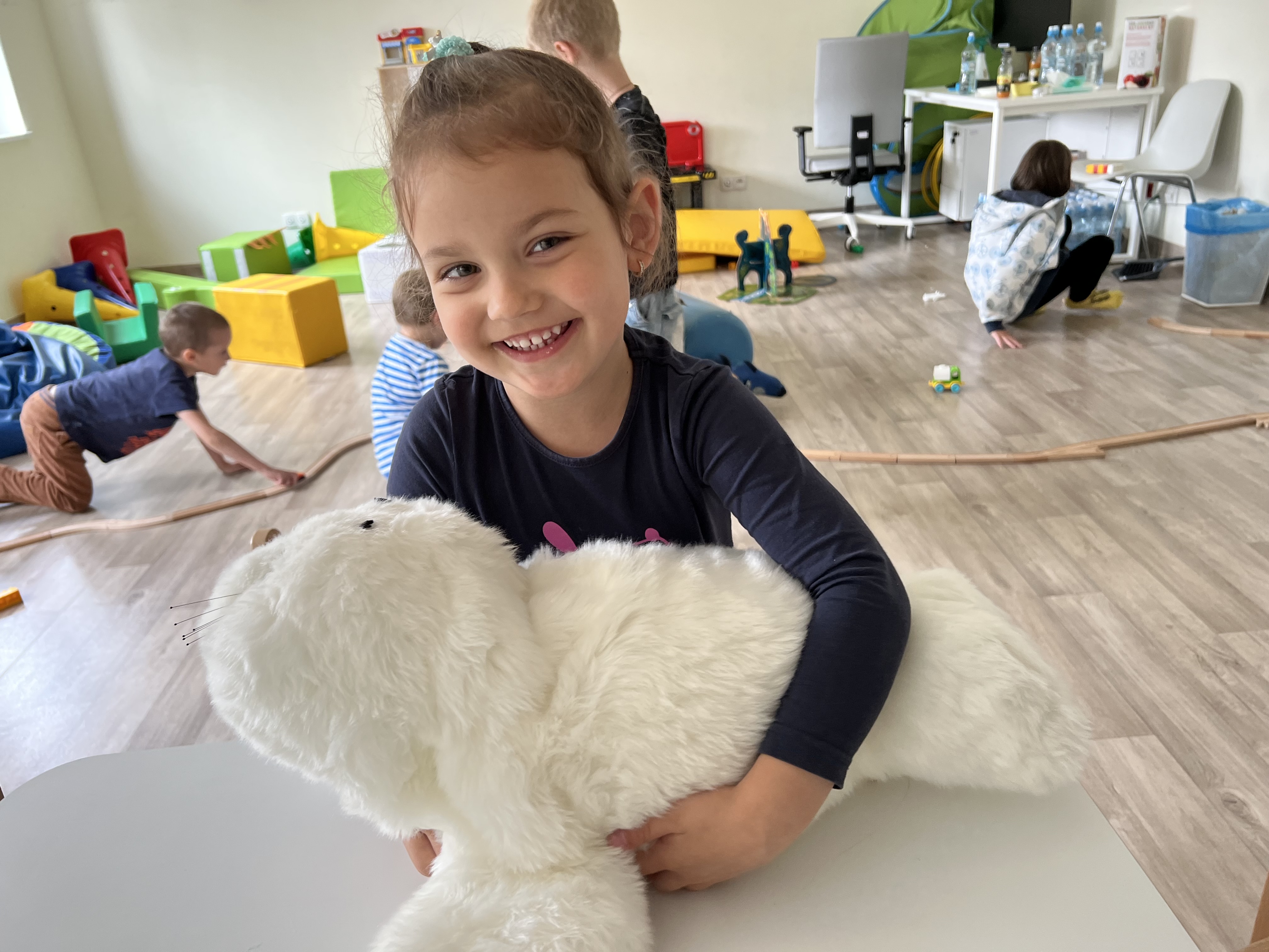 PARO en soutien aux enfants réfugiés Ukrainiens