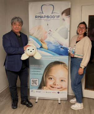 Visite en France du Dr Takanori SHIBATA, l’inventeur de PARO